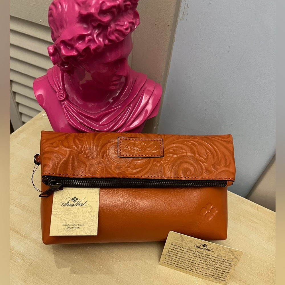 🌺NWT PATRICIA NASH WRISTLET🌺